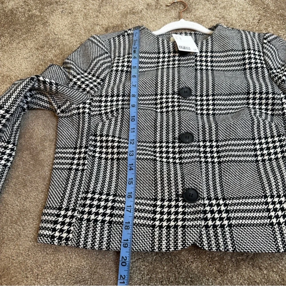 H&M cropped blazer